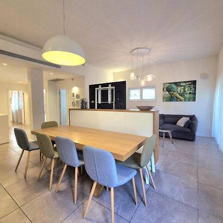 Beach Apartments Tlv - Exclusive テル・アビブ エクステリア 写真